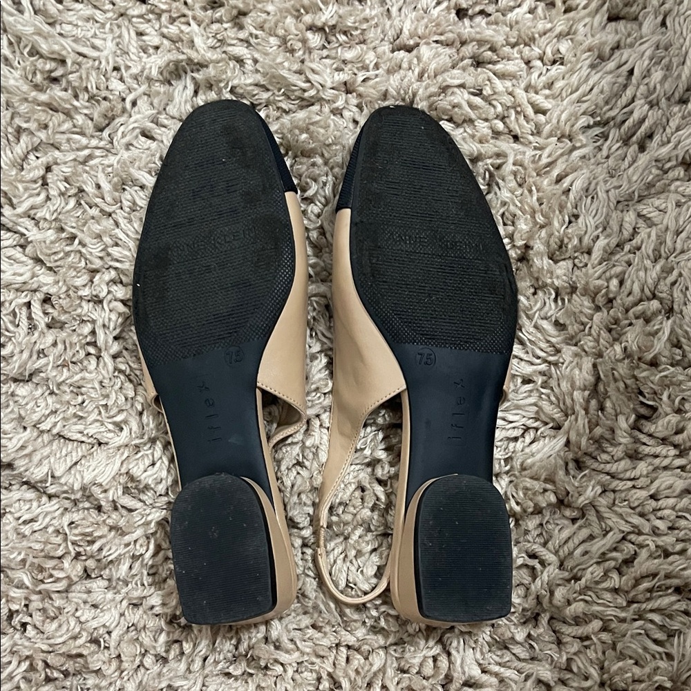 Anne Klein Beige and Black Flats - Picture 6 of 6